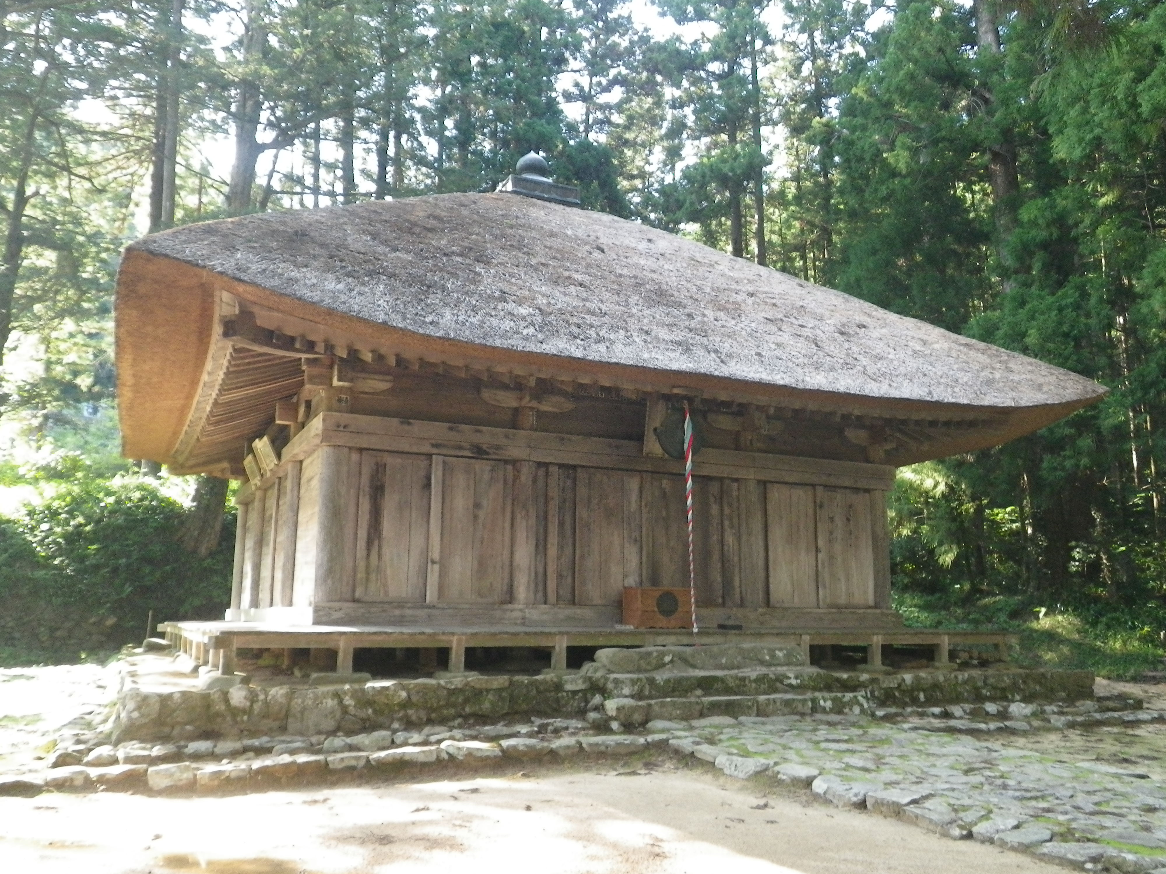 Photograph of Travelogue of Building And BuddhismStatue in Paragraph06 Number03