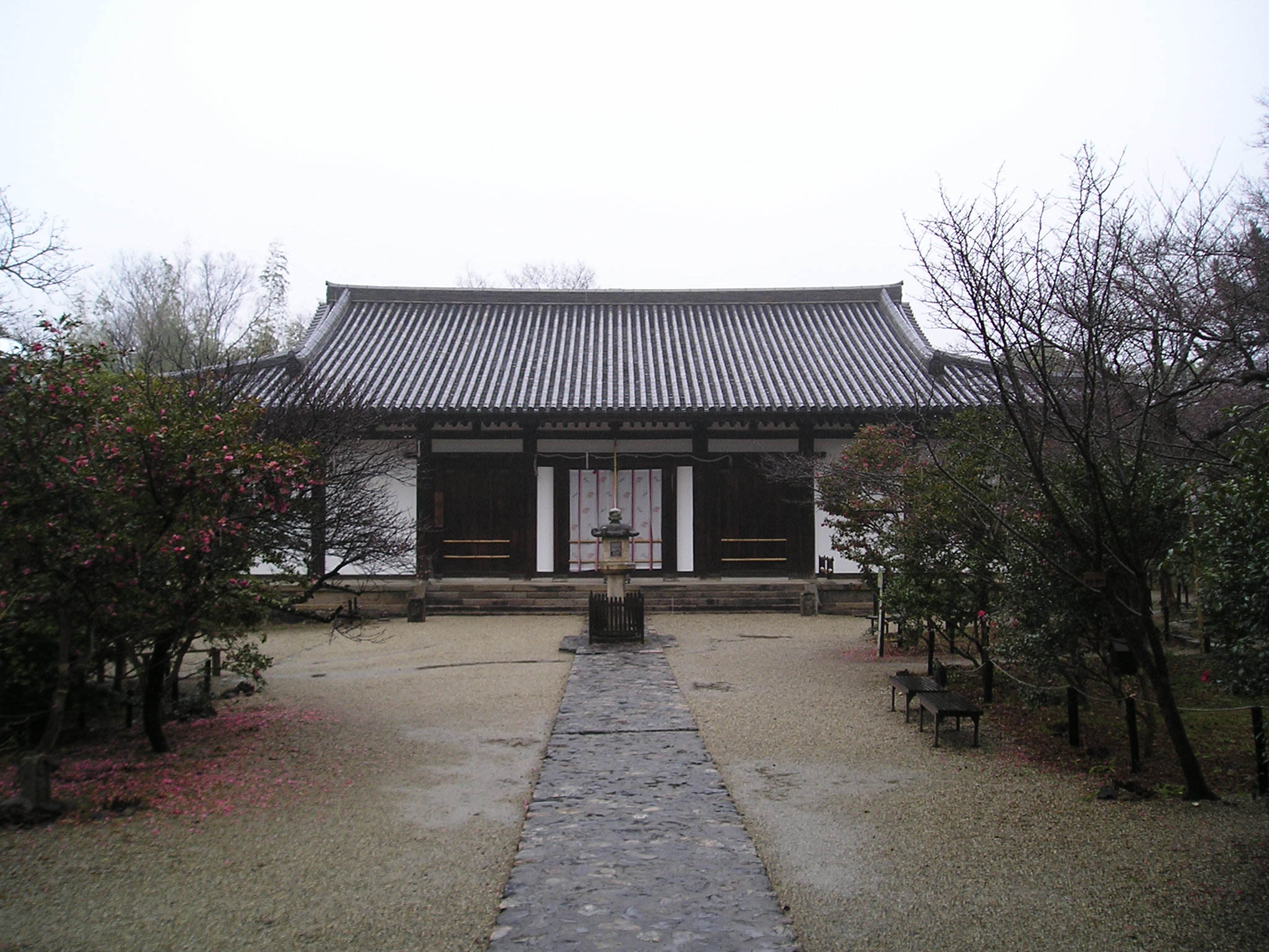 Photograph of Travelogue of Building And BuddhismStatue in Paragraph12 Number09
