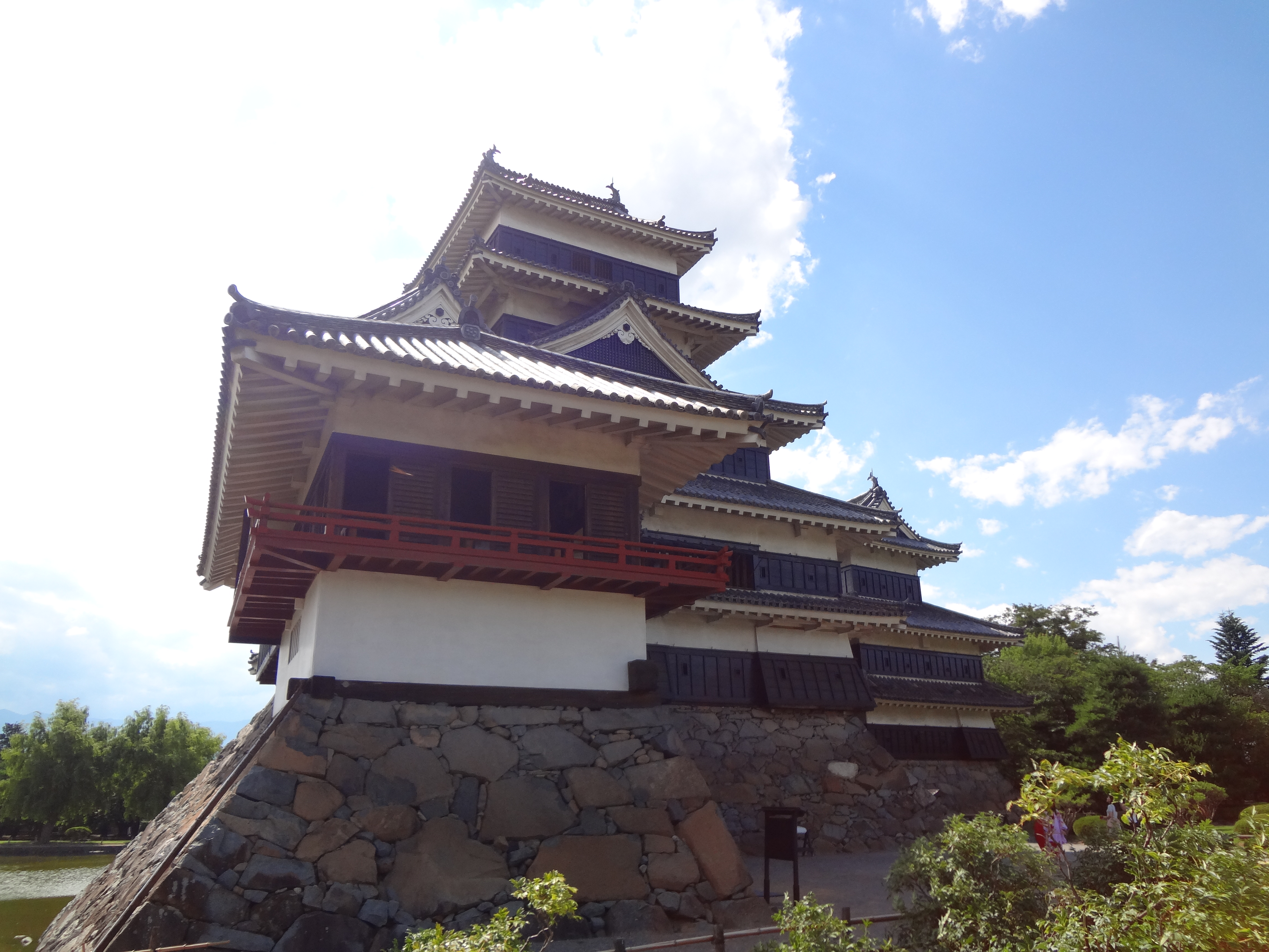 Photograph of Travelogue of Building And BuddhismStatue in Paragraph14 Number05