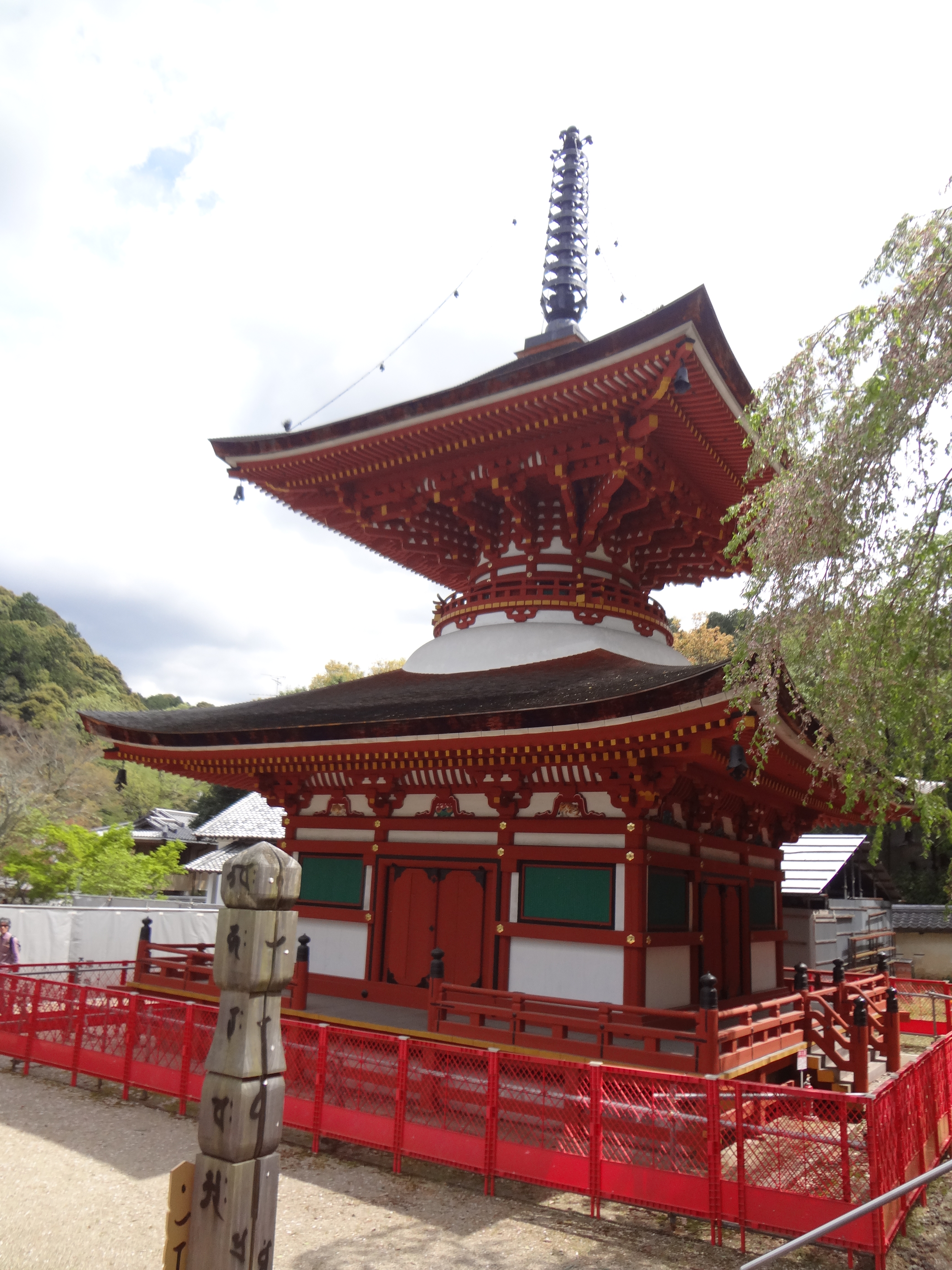 Photograph of Travelogue of Building And BuddhismStatue in Paragraph24 Number09