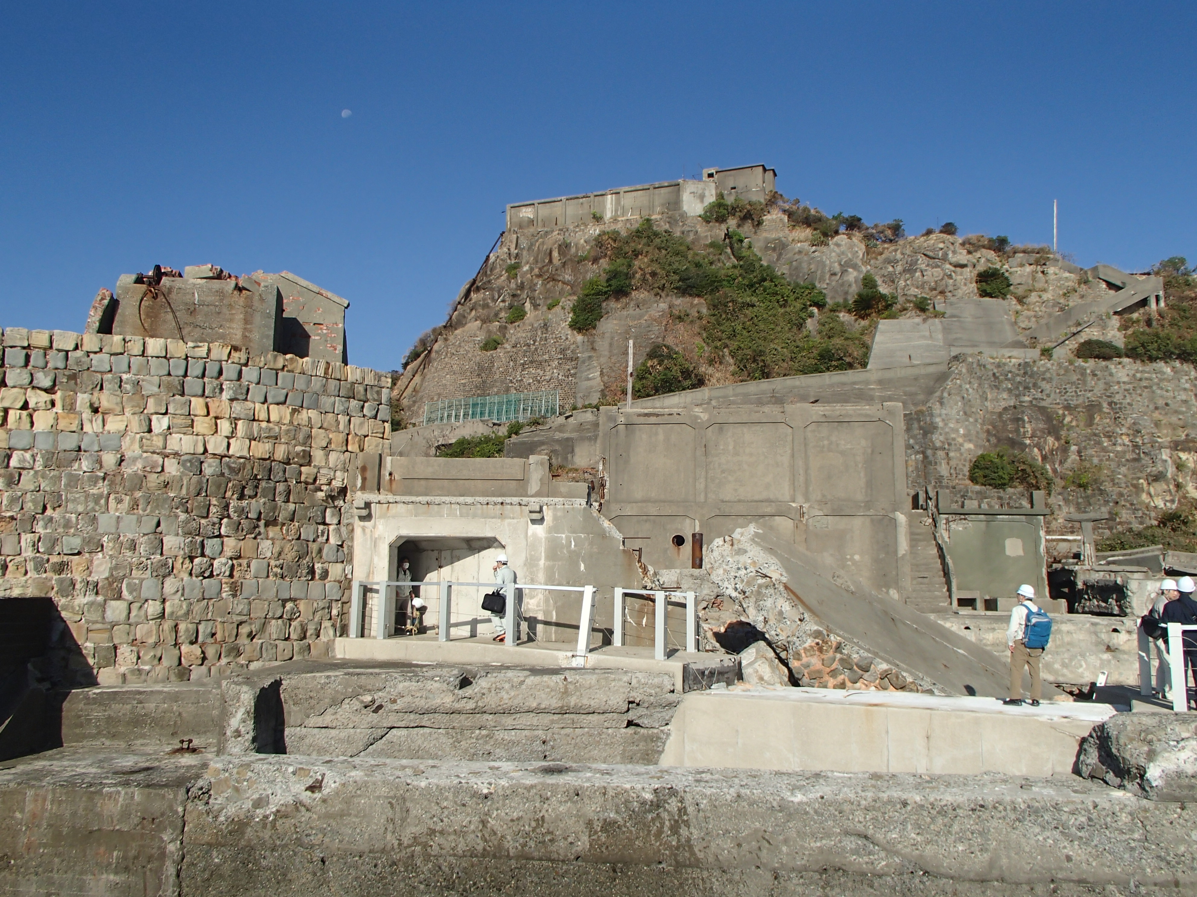 Photograph of Travelogue of Building And BuddhismStatue in Paragraph34 Number40