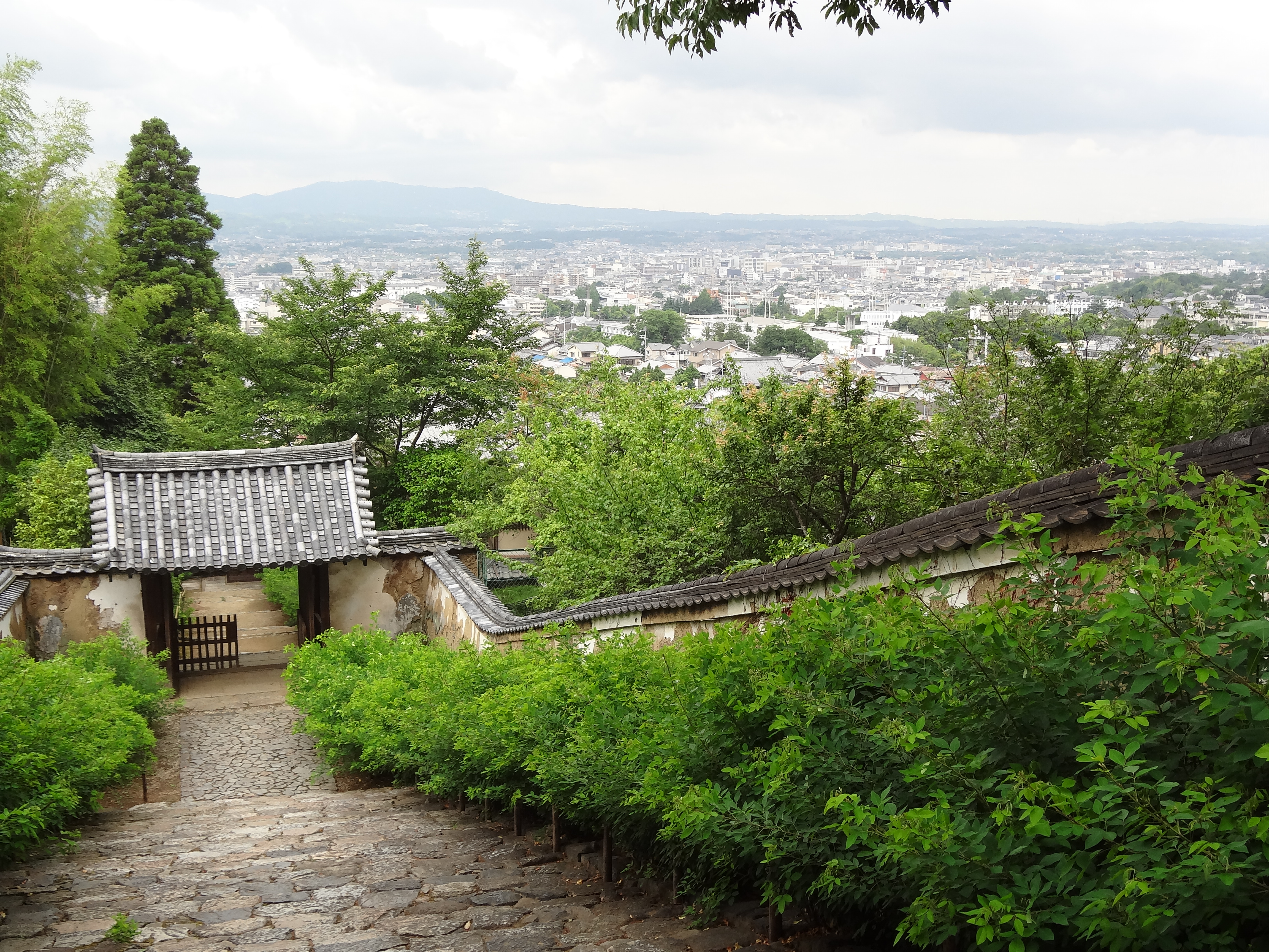 Photograph of Travelogue of Building And BuddhismStatue in Paragraph36 Number01