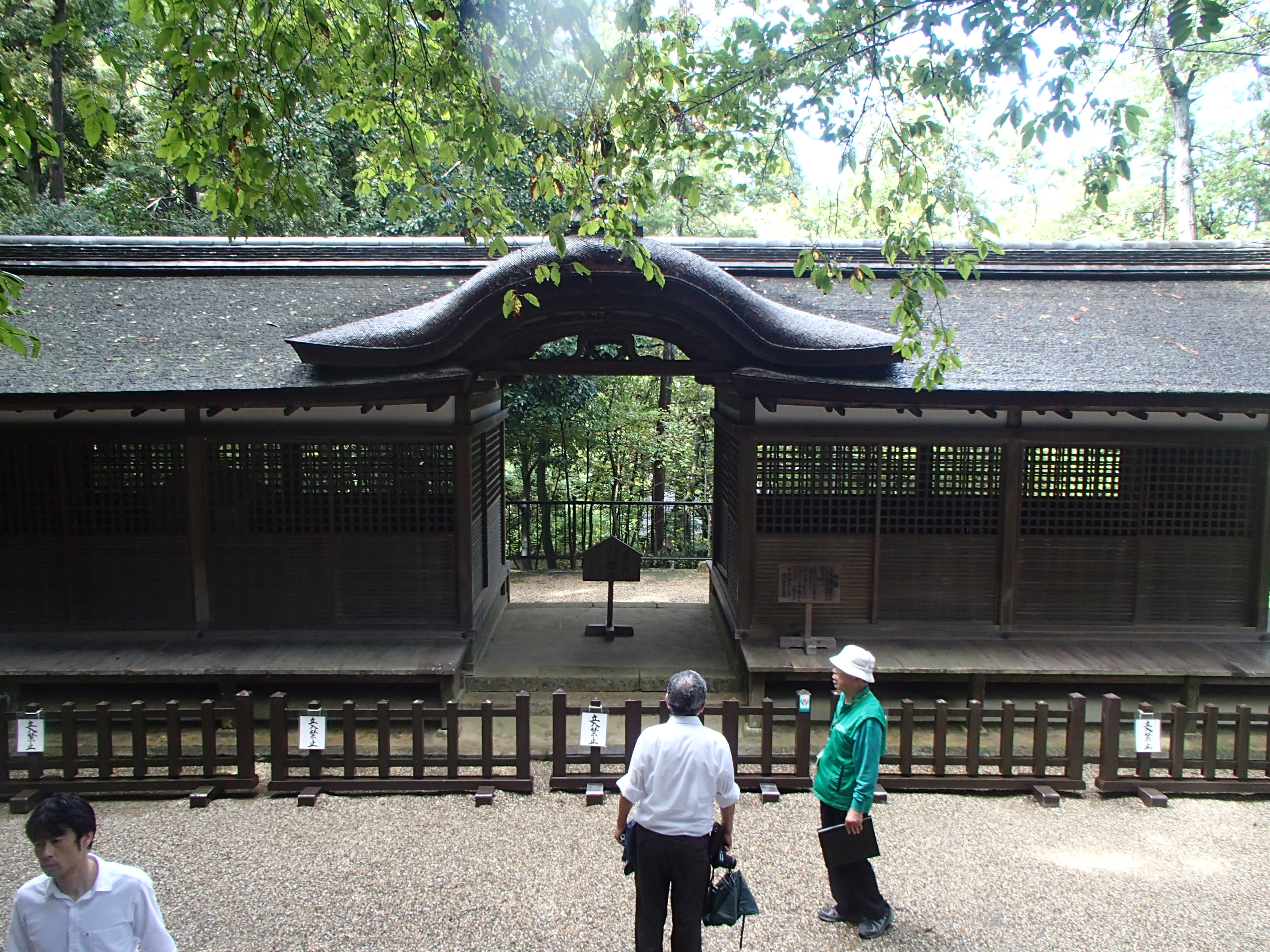 Photograph of Travelogue of Building And BuddhismStatue in Paragraph37 Number09