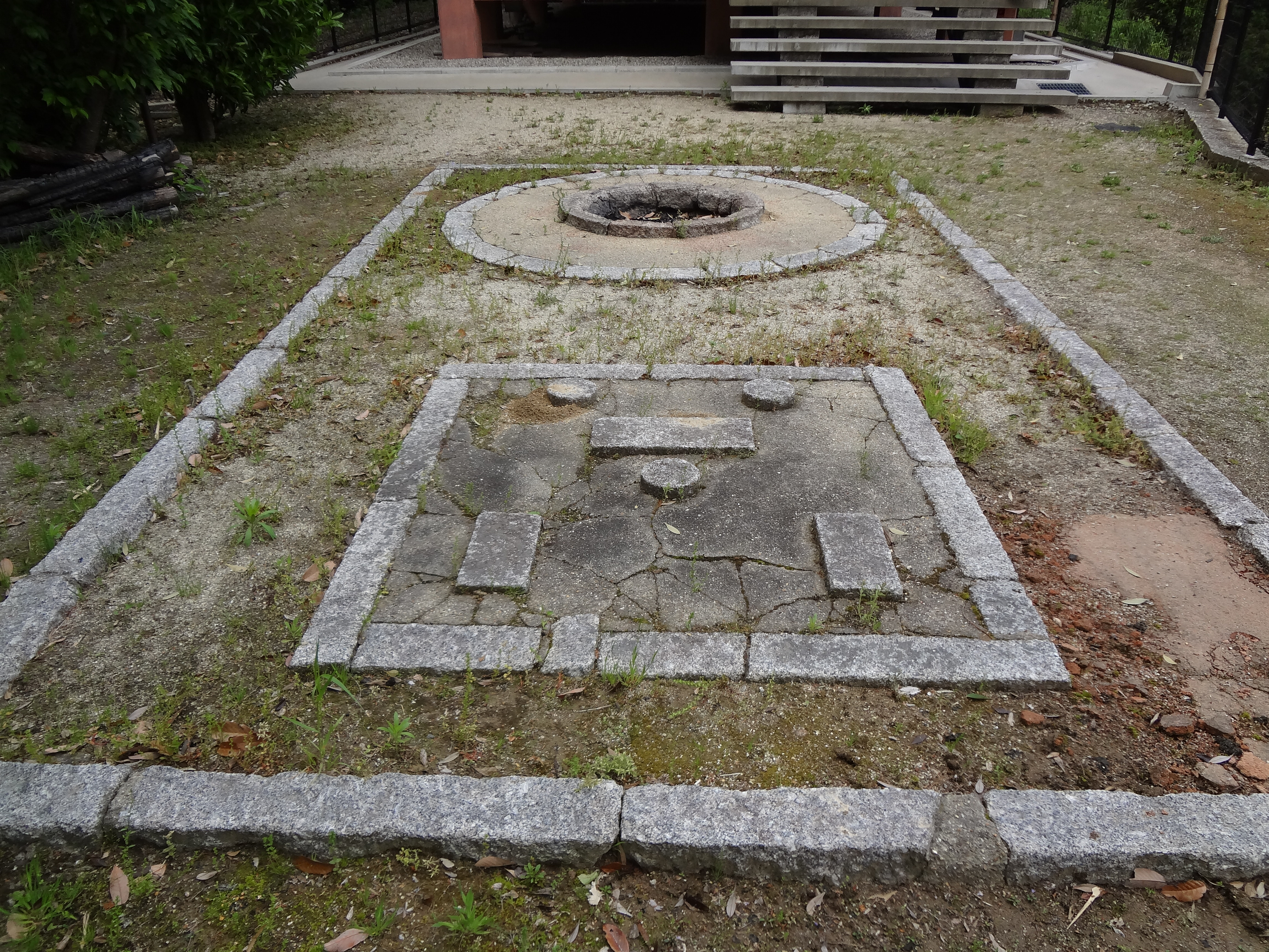 Photograph of Travelogue of Building And BuddhismStatue in Paragraph39 Number13